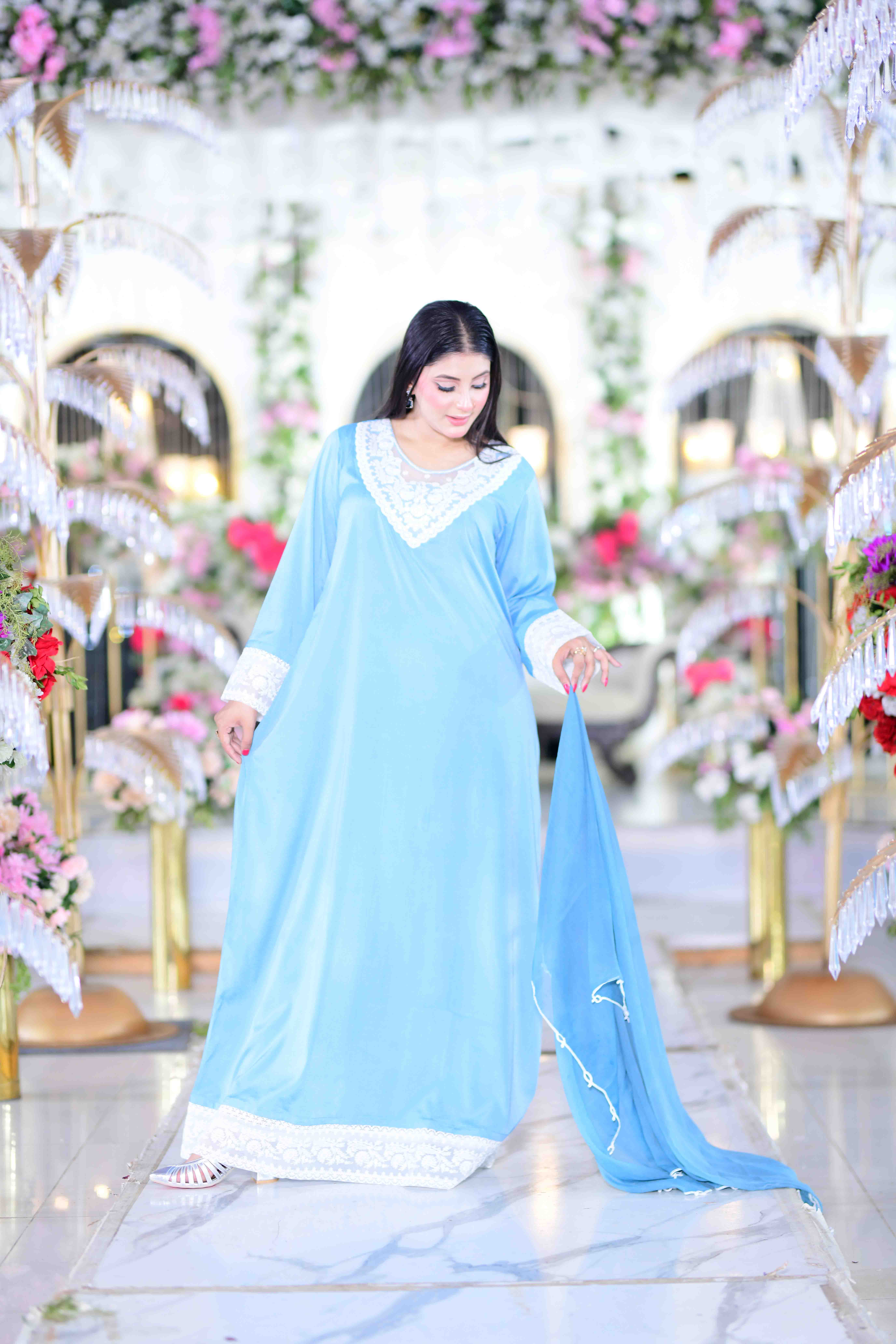 Sky Blue Elegance – Emirati Mukhawar Set with Antique Lace & Headscarf - Image 3