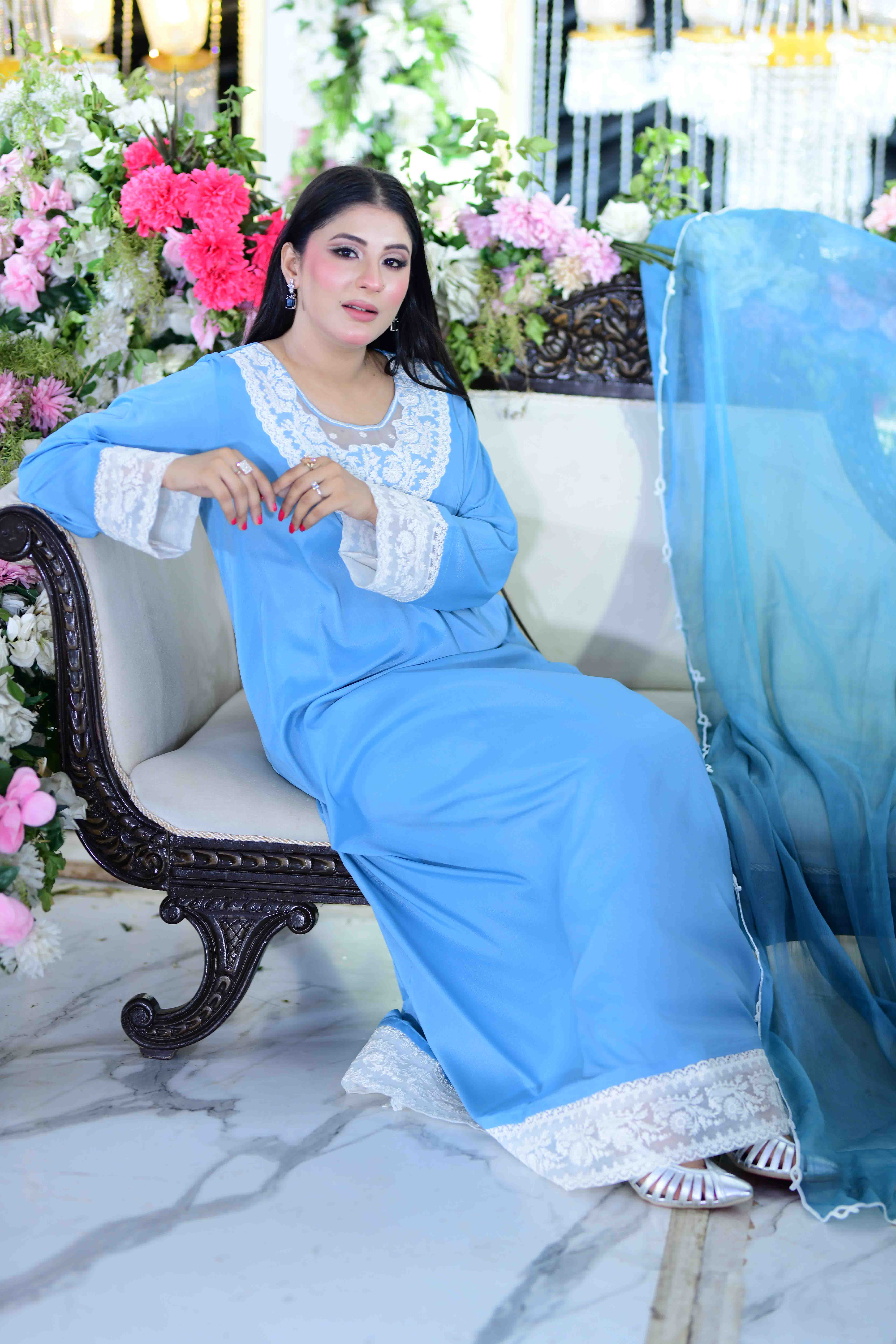 Sky Blue Elegance – Emirati Mukhawar Set with Antique Lace & Headscarf - Image 5